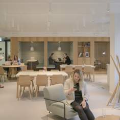 Coworking Spaces Square One