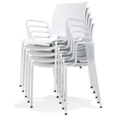 Besucherstuhl weiß Besucherstühle mit Vierfußgestell Konferenzstuhl stapelbar Konferenzstühle mit Armlehnen günstig Stapelstuhl Kusch+Co 2000 uni_verso