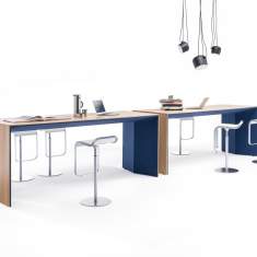 Kleiner Schreibtisch blau  | blaue Schreibtische mit Steckdosen | moderne Büromöbel, WINI, WINEA PLUS